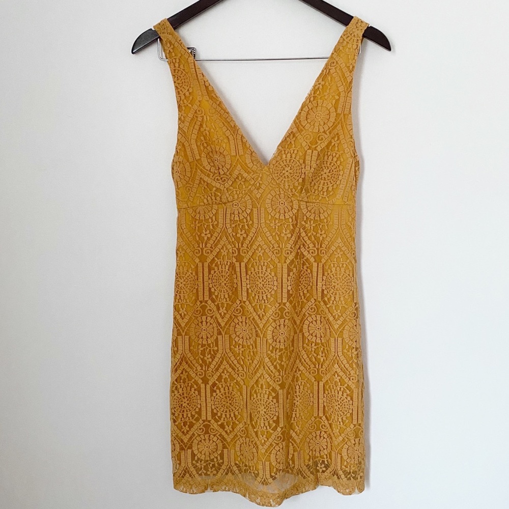 NWT REVOLVE Minkpink yellow lace tie back dress